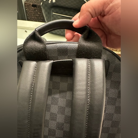 Louis Vuitton Josh Backpack - Picture 7 of 9
